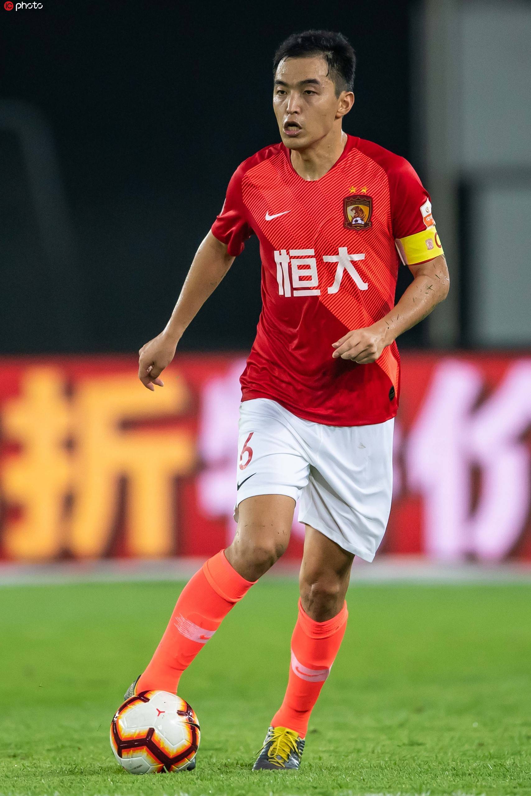 青年球员在亚洲足球比赛中崭露头角