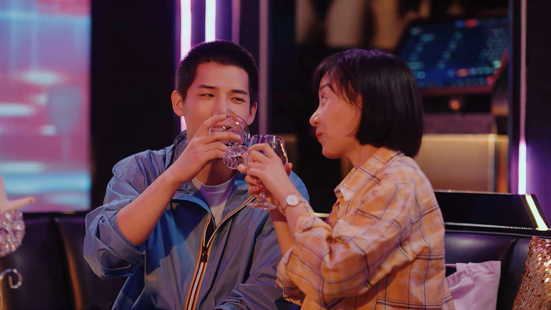 跨越赛场的传奇,英格兰横扫新西兰,莫德里奇抢七主宰荣耀之战