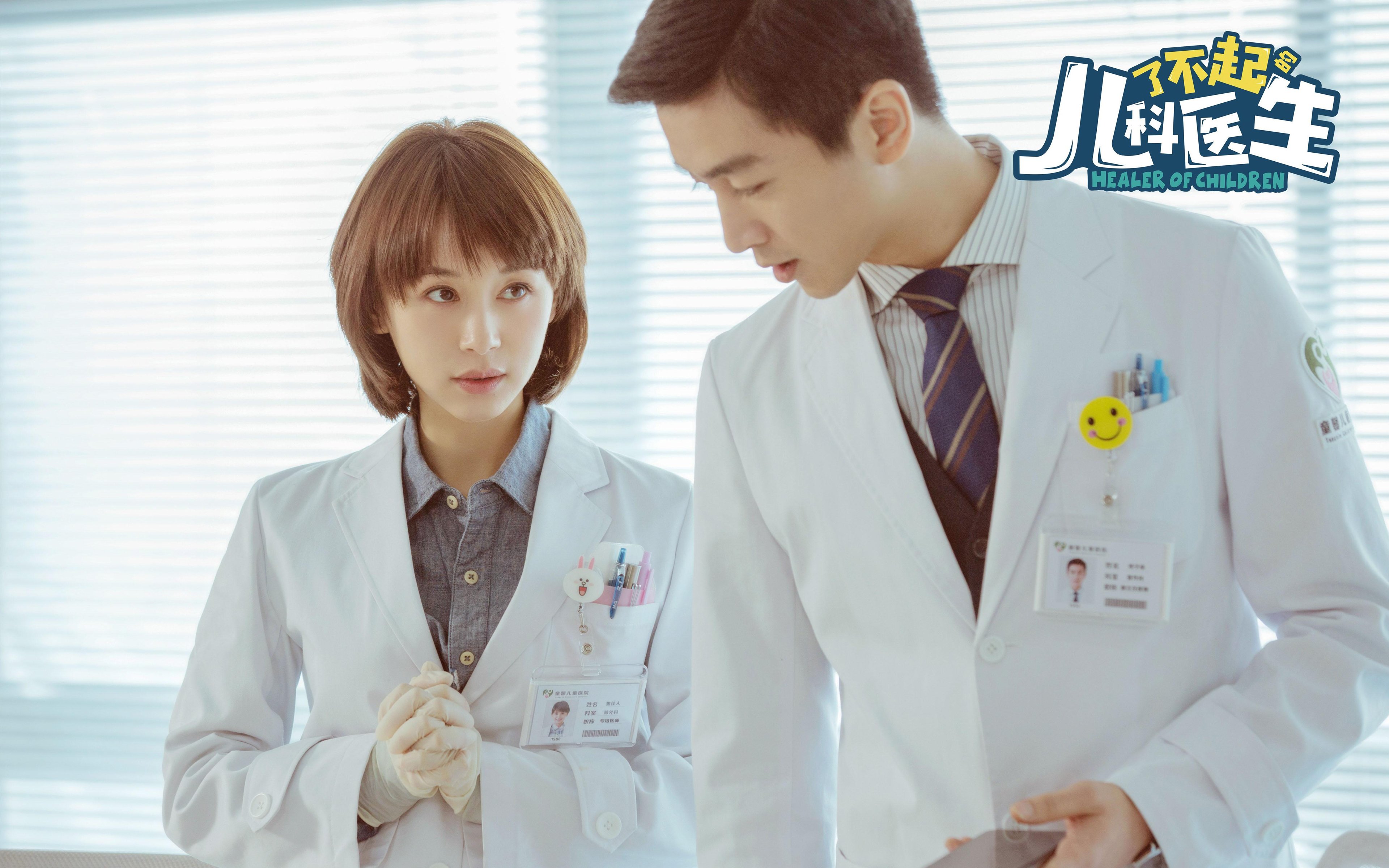 夜幕下的速度与激情,F1新赛季揭幕战,巴雷拉冠军级表现引领风骚